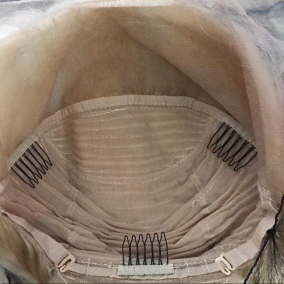 100% virgin European ash blonde lace frontal wig - Picture 4 of 6